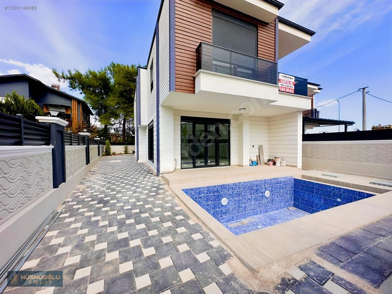 Tomalarda Havuzlu Müstakil 3+1 Ayrı Mutfaklı 240 M2 Villa — fotoğraf 3
