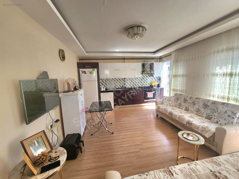 Gürselpaşada*bulvar Üzeri*az Katlı*hatasız*cam Balkonlu*2+1daire — fotoğraf 2