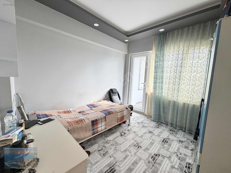 07 Aras Emlaktan Yenigünde Site İçinde Katta Genış 3+1 Daire — fotoğraf 14