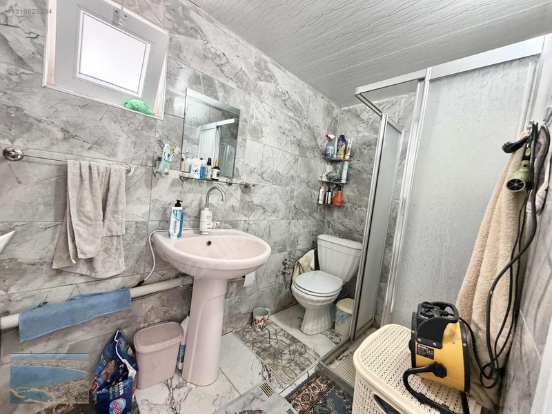 07 Aras Emlaktan Yenigünde Site İçinde Katta Genış 3+1 Daire — fotoğraf 16