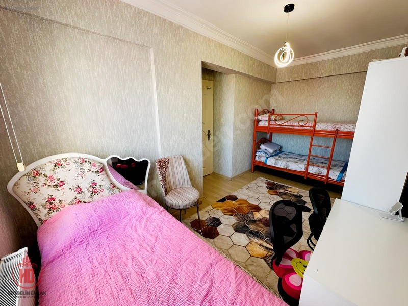 Ezogelinden Akkent'te Bakımlı Ara Kat İskanlı Satılık 2+1 Daire — fotoğraf 8