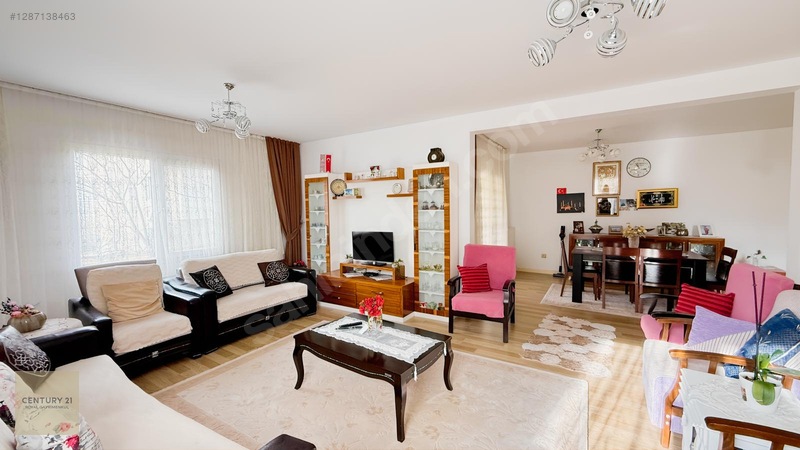 Gölbaşı Bahçelievler'de Gülkent Göl Villaların'da Satılık Villa — fotoğraf 4