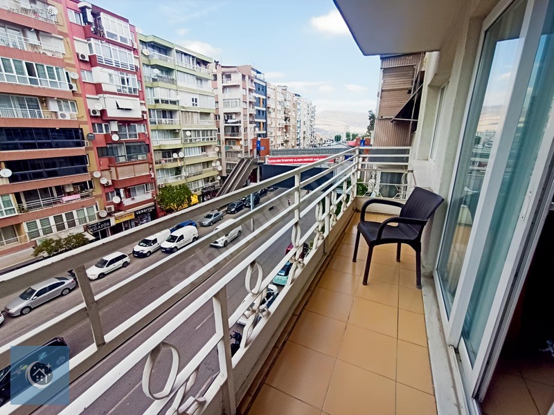 Üçyol Atilla Mahallesi İnönü Caddesi'nde Satılık 3+1 Daire — fotoğraf 8