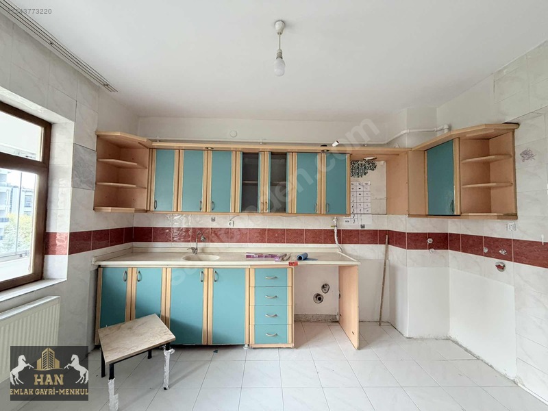 Ataşehır Mah Park 23 Karşısı Kiralık 3+1 Arakat Daire — fotoğraf 4