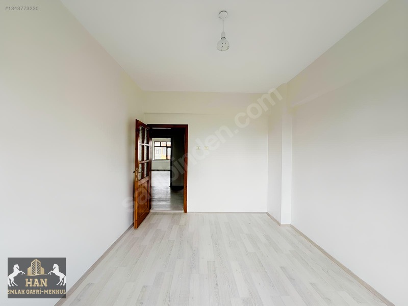 Ataşehır Mah Park 23 Karşısı Kiralık 3+1 Arakat Daire — fotoğraf 8