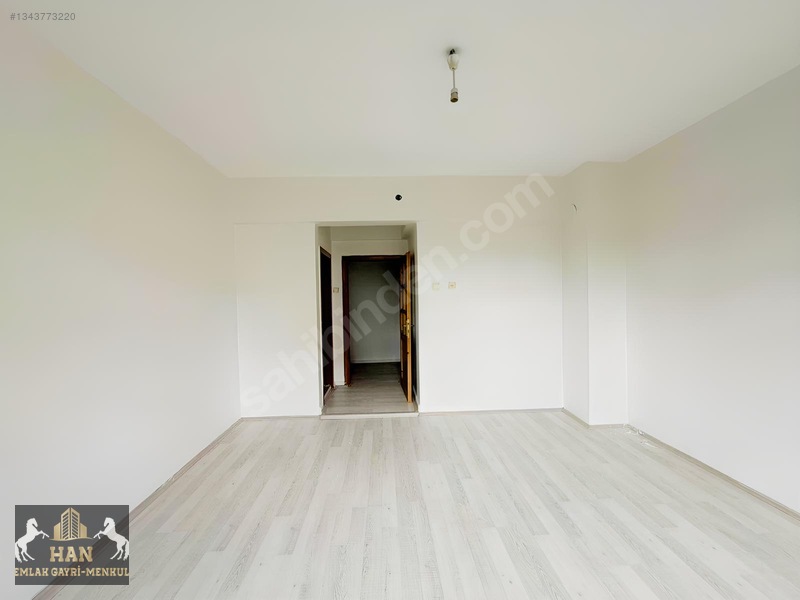 Ataşehır Mah Park 23 Karşısı Kiralık 3+1 Arakat Daire — fotoğraf 16