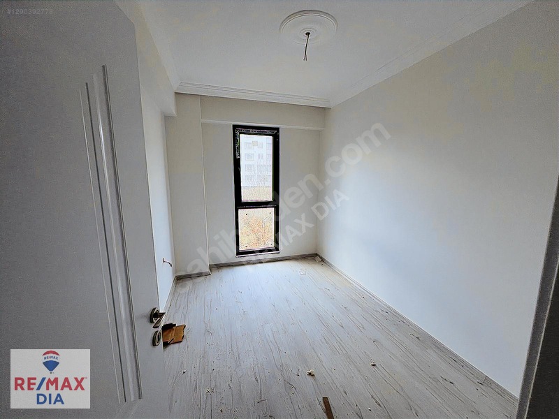 Remax Dıa'dan Konuralp Bölgesinde Yatırımlık 1+1 Satılık Daire — fotoğraf 9