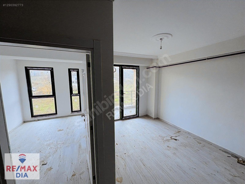 Remax Dıa'dan Konuralp Bölgesinde Yatırımlık 1+1 Satılık Daire — fotoğraf 10