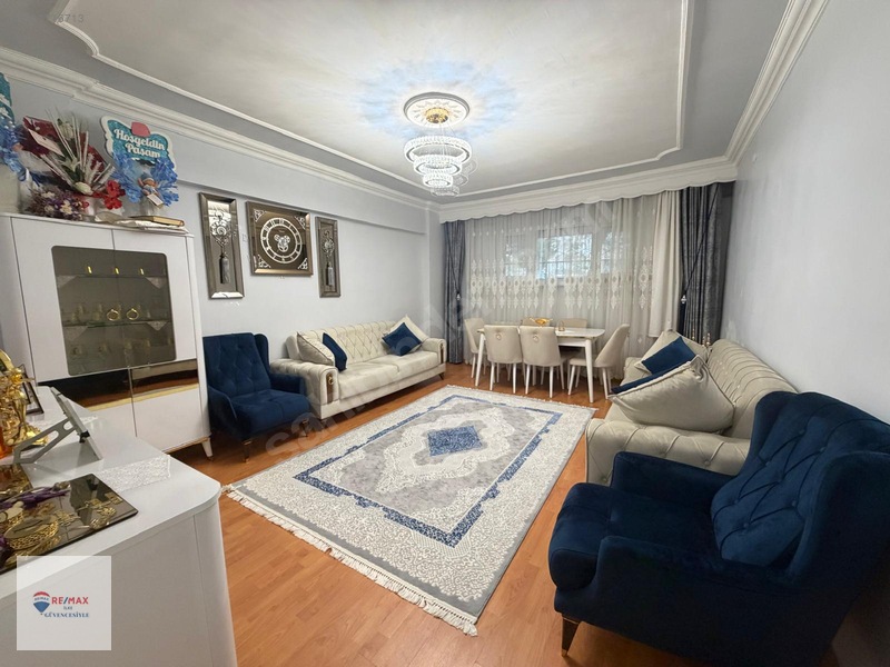 Remax İlke'den Kombina'da 3+1 Satılık Temiz Bodrum — fotoğraf 6