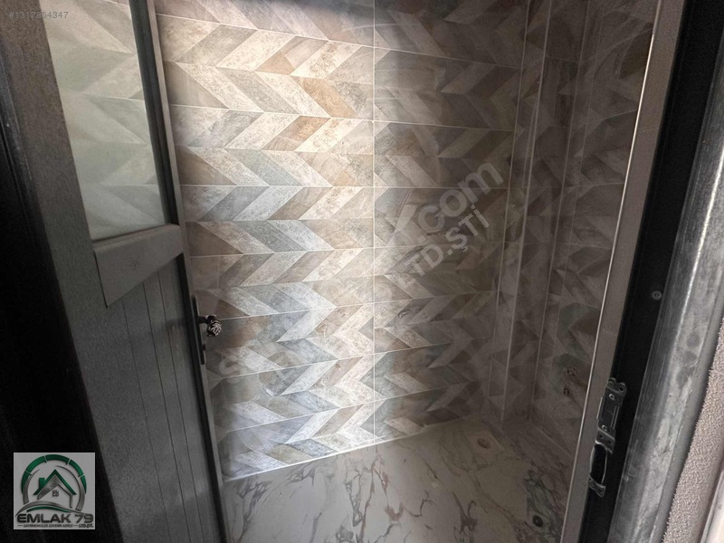 Emlak 79 Dan Genclik Spor İl Müdürlüğü Yanı Satlık 100 M2 İşyeri — fotoğraf 3