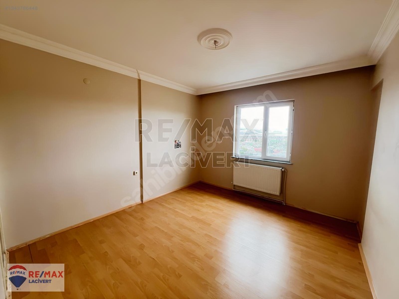 Re/max Lacivert'ten Yıldızkent'te Kiralık 3+1 Daire — fotoğraf 12