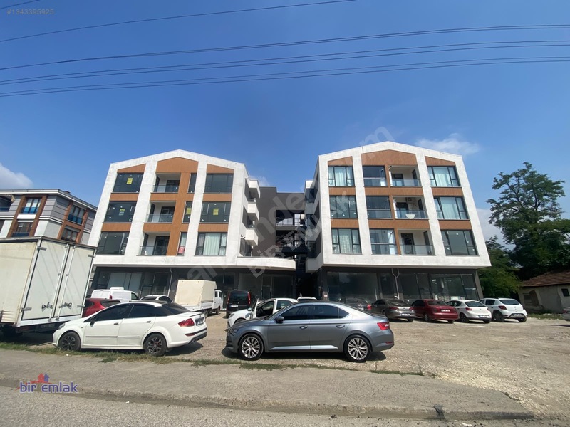 Bir Emlak Burhaniye Mah. Algün Adresste 80 M2 Satılık 2+1 Daire