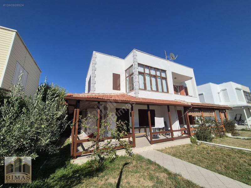 Güzelçamlı'da Masrafsız/ Eşyalı/bahçeli 3+1 Yazlık