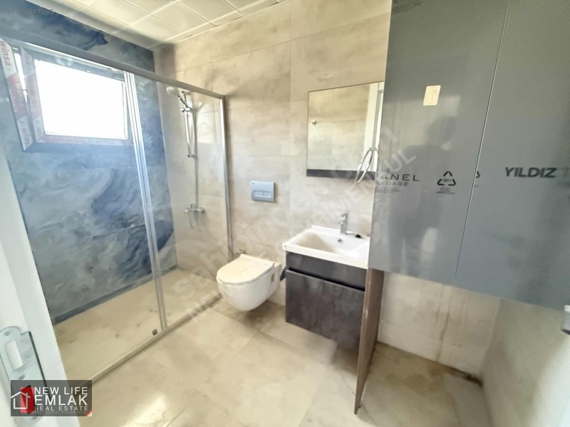 Kuşadası Merkezi Konumda Güvenlikli Havuzlu Satılık Daire — fotoğraf 19