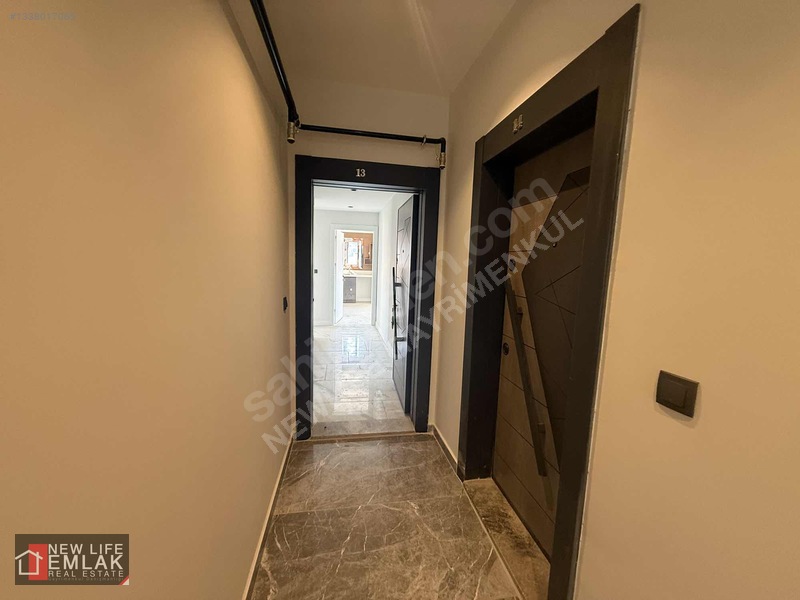 Kuşadası Merkezi Konumda Güvenlikli Havuzlu Satılık Daire — fotoğraf 30