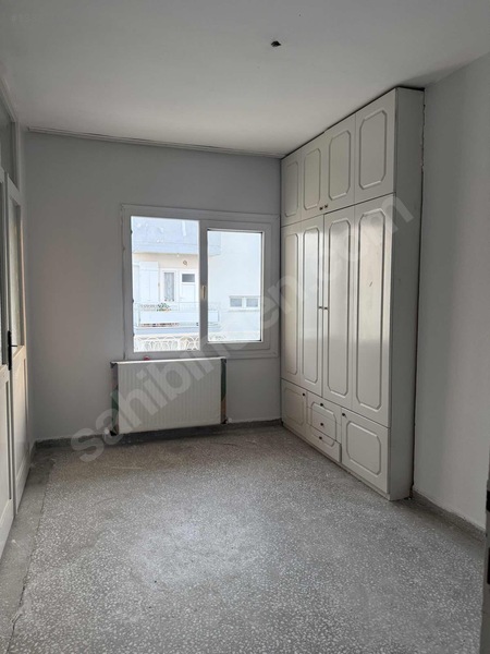Yaman Emlaktan Cengiz Topel Mah Otogar Karşısı Satlık 3+1 Daire — fotoğraf 3