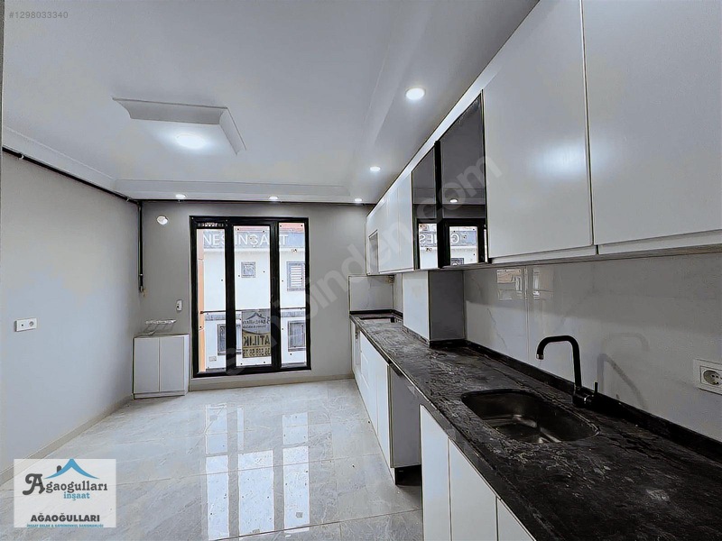 Sancaktepe Satılık 5+2 İskanlı Asansörlü Kullanışlı Üst Dubleks — fotoğraf 22