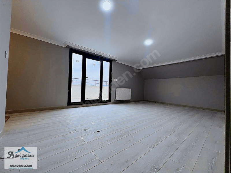 Sancaktepe Satılık 5+2 İskanlı Asansörlü Kullanışlı Üst Dubleks — fotoğraf 31