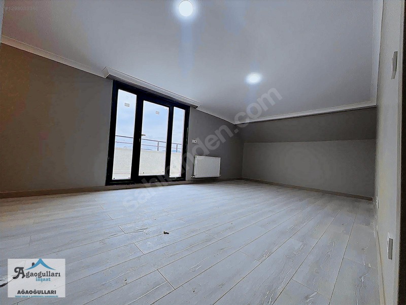 Sancaktepe Satılık 5+2 İskanlı Asansörlü Kullanışlı Üst Dubleks — fotoğraf 32