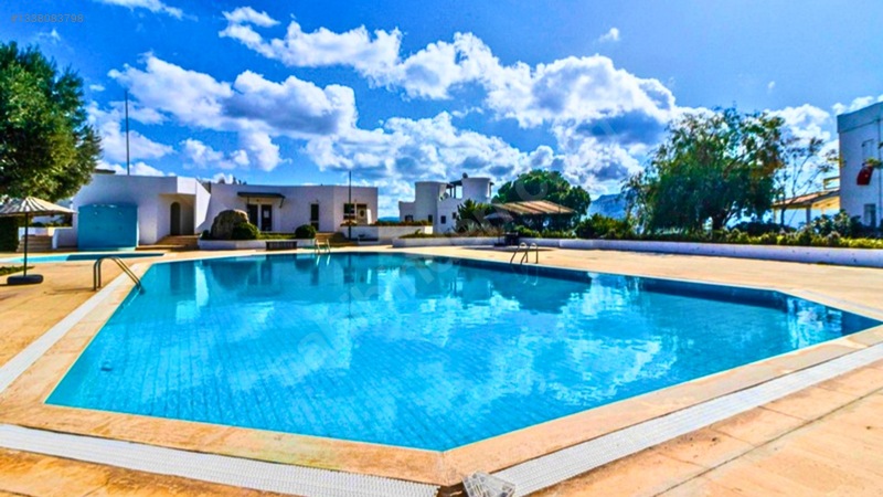 Gündoğanda Geniş Bahçeli Özel Tapulu Plajlı Fırsat İkiz Villa — fotoğraf 5