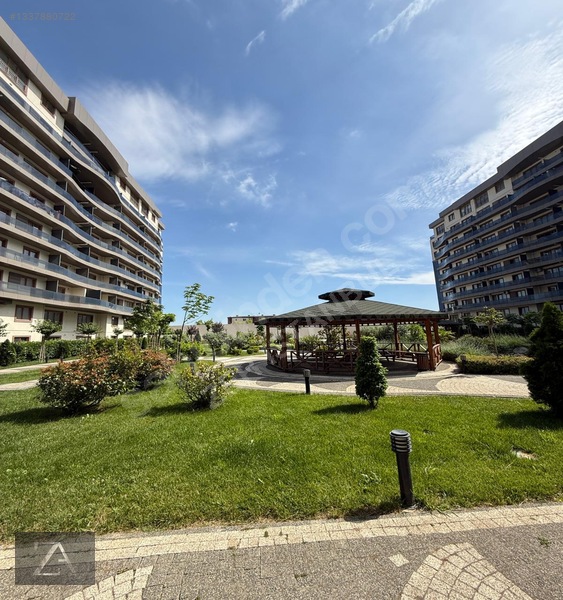 Pendik Sima Garden Sitesinde Ebeveyn Banyolu 2,5+1 Ara Kat Za560 — fotoğraf 8