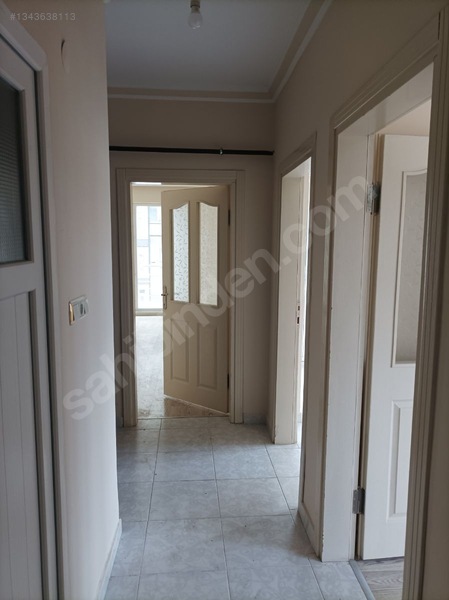 Cadde Üstü Kiralık 2+1 Daire — fotoğraf 7
