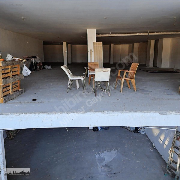 Nilüfer Den 600m2 120 Bintl Kira Getirisi Çift Asma Katlı İşyeri — fotoğraf 16