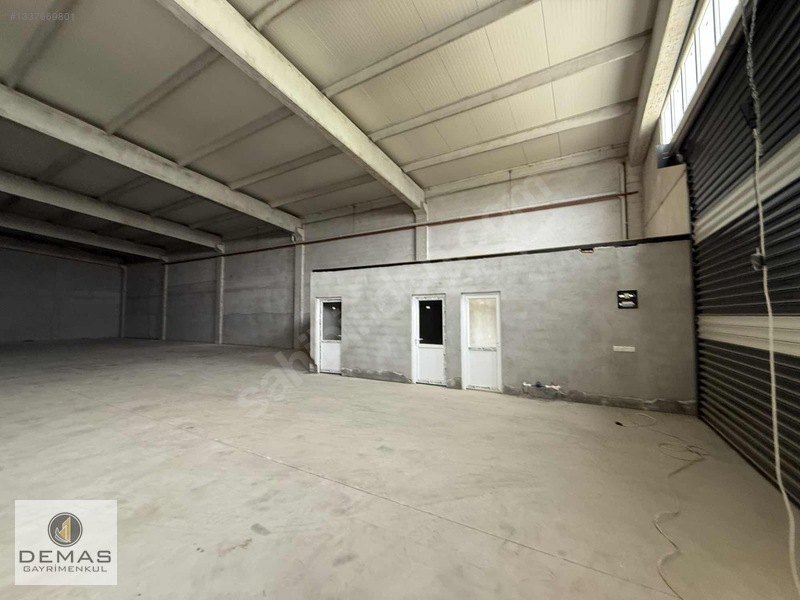 Salihli Zafer Mahallesi Sanayi Sitesinde 620 M² Satılık Dükkan — fotoğraf 7