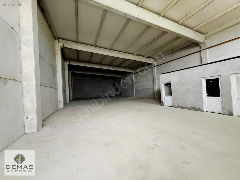 Salihli Zafer Mahallesi Sanayi Sitesinde 620 M² Satılık Dükkan — fotoğraf 8