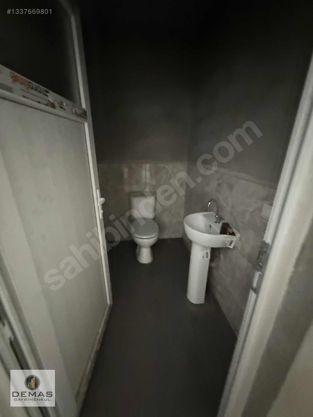 Salihli Zafer Mahallesi Sanayi Sitesinde 620 M² Satılık Dükkan — fotoğraf 18