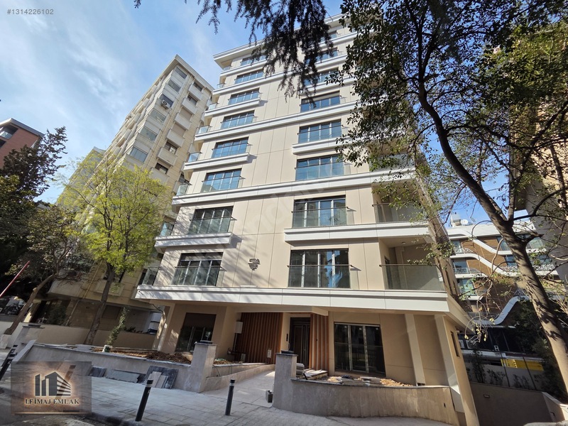 Lf İmaj'dan - Caddebostan Sahilde Sıfır Binada Oturuma Hazır 1+1