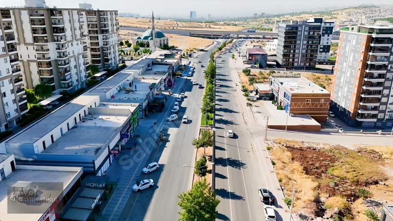Salih Yaşar'dan Ataşehir Bulvarına Sıfır Köşebaşı Satılık Parsel — fotoğraf 4