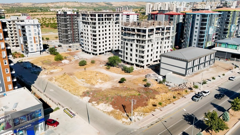 Salih Yaşar'dan Ataşehir Bulvarına Sıfır Köşebaşı Satılık Parsel — fotoğraf 19