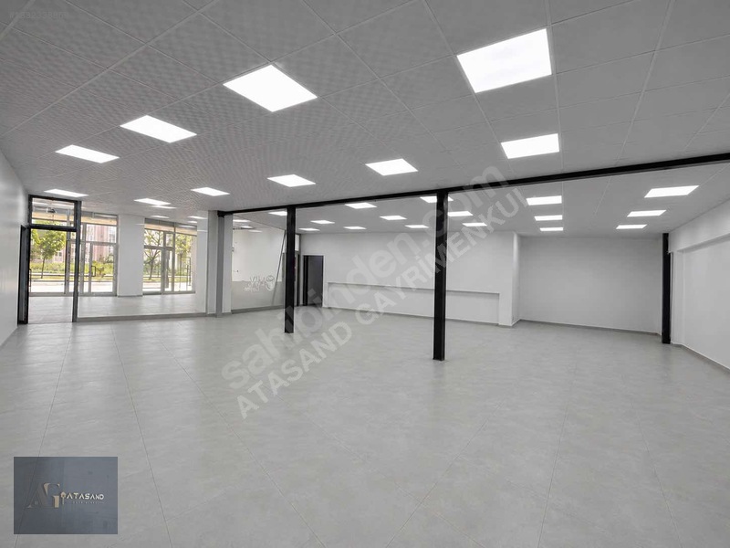 Cağaloğlu'nun En Prestijli Noktasında 230m² Kiralık Dükkan — fotoğraf 11