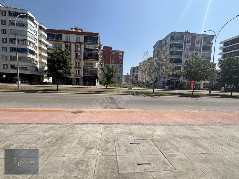 Cağaloğlu'nun En Prestijli Noktasında 230m² Kiralık Dükkan — fotoğraf 12