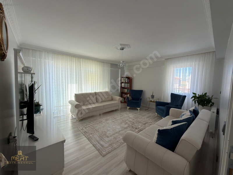 Güzel Konumda 3+1 Kök Tapu Ebeveynli Kilerli Çift Balkonlu Daire — fotoğraf 6