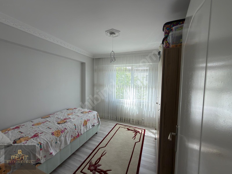 Güzel Konumda 3+1 Kök Tapu Ebeveynli Kilerli Çift Balkonlu Daire — fotoğraf 10