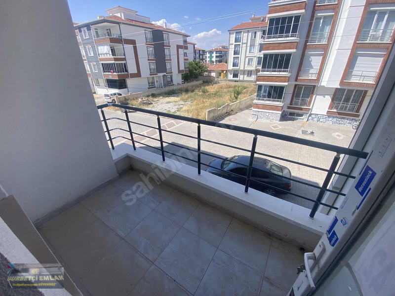 Gurbetçi Emlaktan Satılk Yenıce Harmandalı Cami Yakını 4+1 2.kat — fotoğraf 7