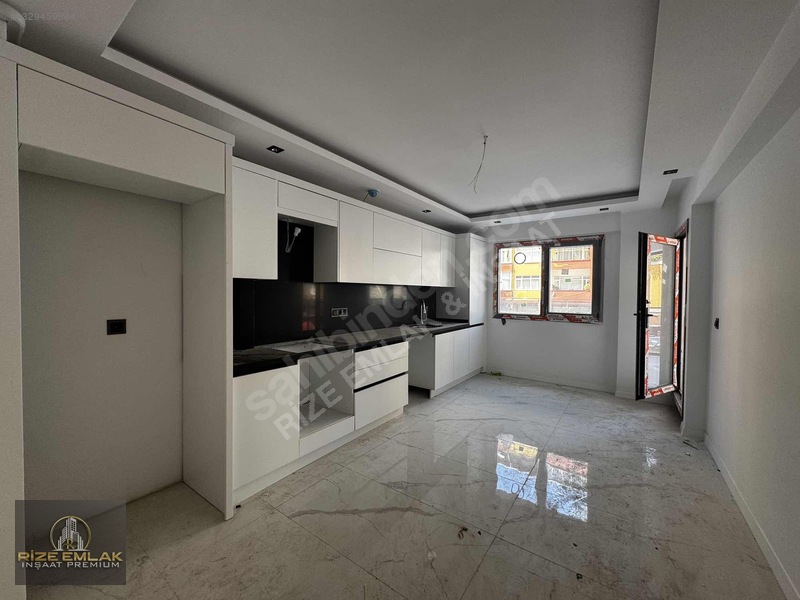 Rize Müftü Mah. Şimal Avm Yanı Lüks Sitede Kiralık 4+1 Daire — fotoğraf 7