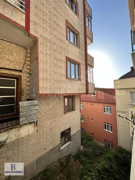 Başarıdan. İki Katlı, İki Girişli