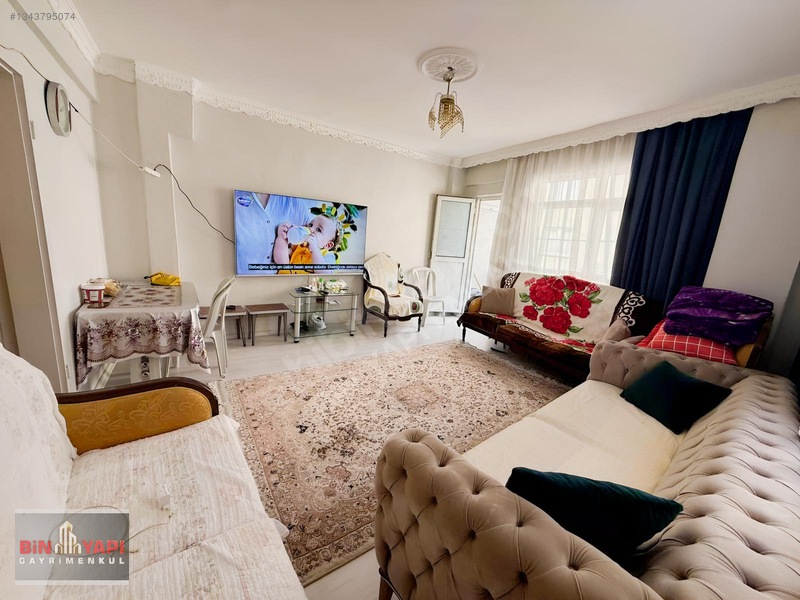 Bin Yapı'dan Yunusemre Mah. Satılık Ara Kat Balkonlu 1+1 Daire — fotoğraf 3