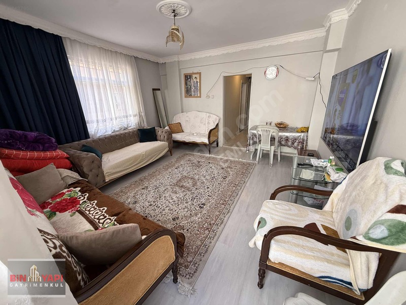 Bin Yapı'dan Yunusemre Mah. Satılık Ara Kat Balkonlu 1+1 Daire — fotoğraf 4