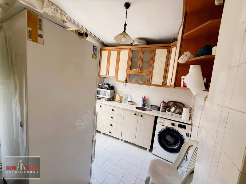 Bin Yapı'dan Yunusemre Mah. Satılık Ara Kat Balkonlu 1+1 Daire — fotoğraf 9