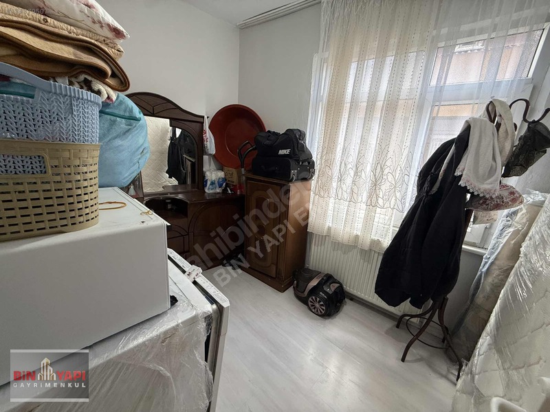 Bin Yapı'dan Yunusemre Mah. Satılık Ara Kat Balkonlu 1+1 Daire — fotoğraf 12