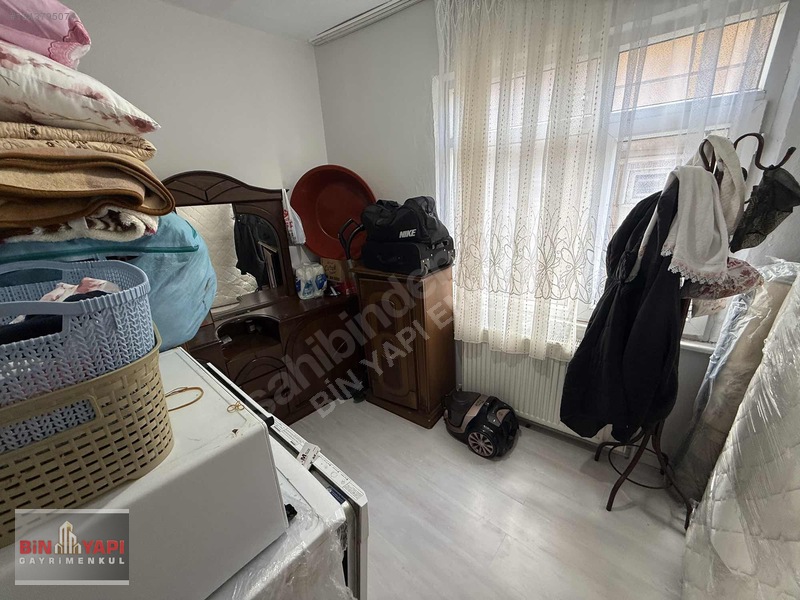 Bin Yapı'dan Yunusemre Mah. Satılık Ara Kat Balkonlu 1+1 Daire — fotoğraf 13