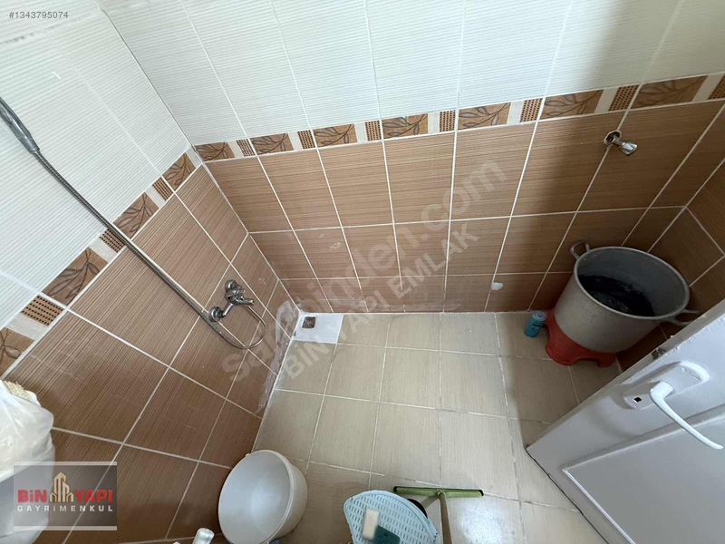 Bin Yapı'dan Yunusemre Mah. Satılık Ara Kat Balkonlu 1+1 Daire — fotoğraf 14