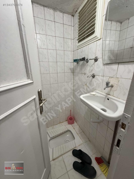 Bin Yapı'dan Yunusemre Mah. Satılık Ara Kat Balkonlu 1+1 Daire — fotoğraf 15