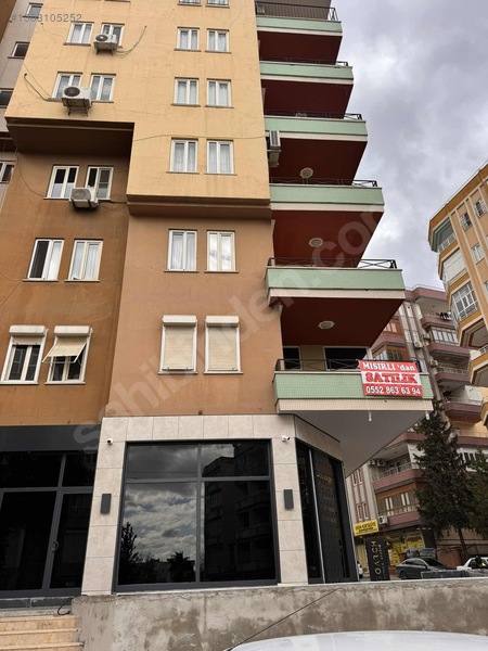 Barış Sitesi Emniyet Caddesinde Köşe Başı Satılık 4+1 — fotoğraf 5