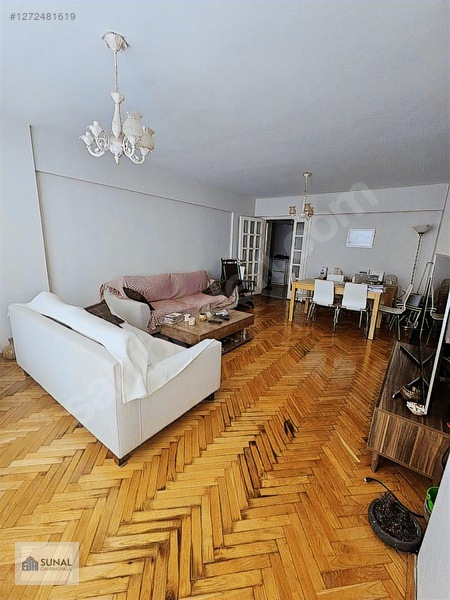Validebağ Korusu Karşısı Köşk Sitesinde 3+1 Geniş Arakat Daire — fotoğraf 5