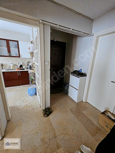 Validebağ Korusu Karşısı Köşk Sitesinde 3+1 Geniş Arakat Daire — fotoğraf 11